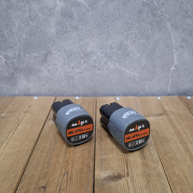 دریل چکشی شارژی براشلس سه نظام 10 میلی متری 16/8 ولت مکث اچ ام تی مدل 16.8V Li_ionمجوعه 5 عددی