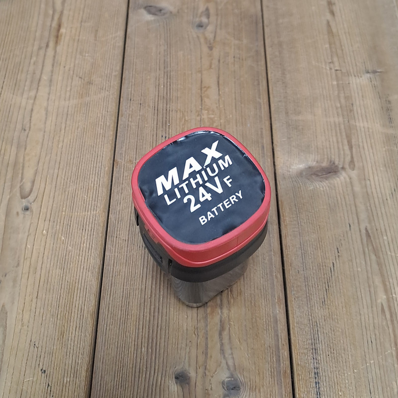 باتری 24 ولت براشلس مکس مدل 24MAX _ LITHIUM