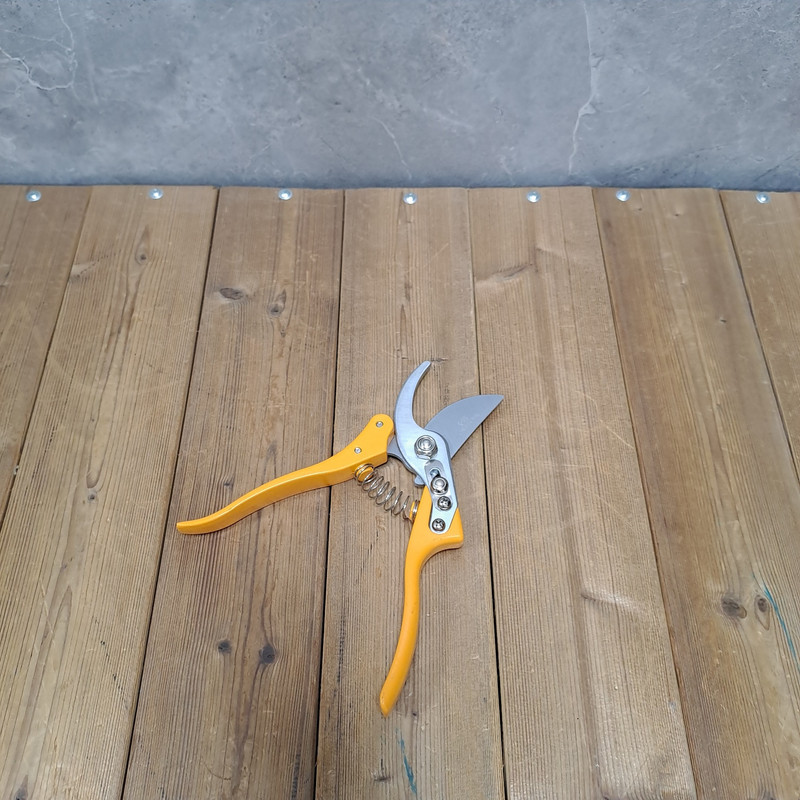قیچی باغبانی وی هند مدل 01